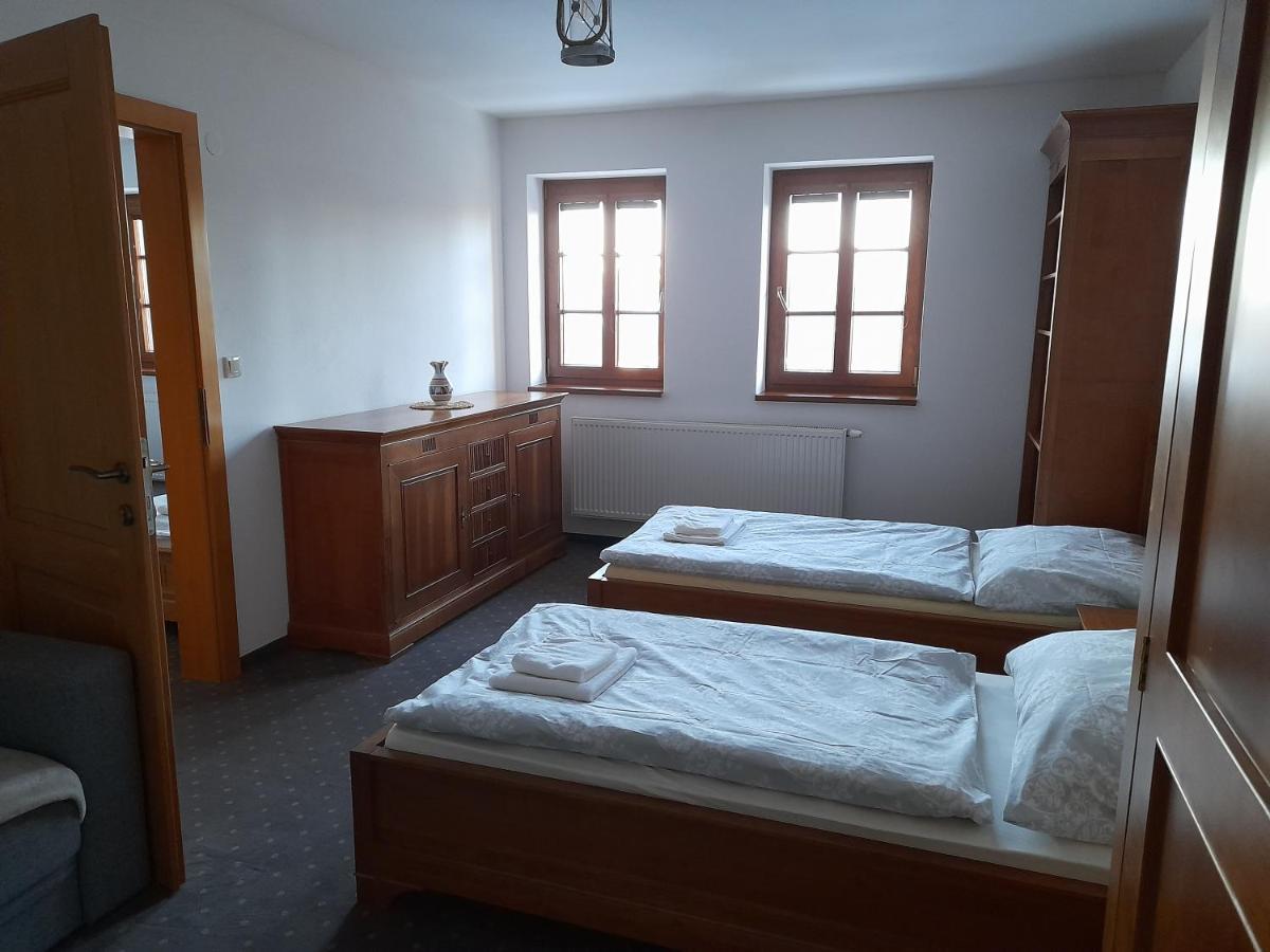 Koliba Holica Hotel Huty Buitenkant foto