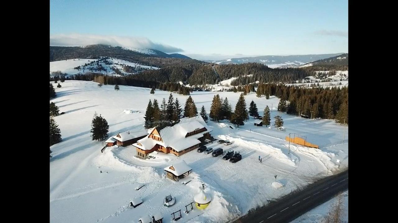 Koliba Holica Hotel Huty Buitenkant foto
